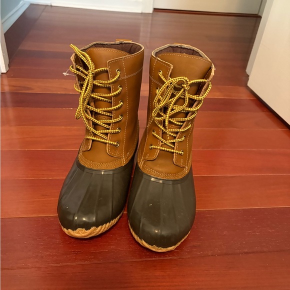 Lands End women’s rain snow boots - Picture 2 of 7